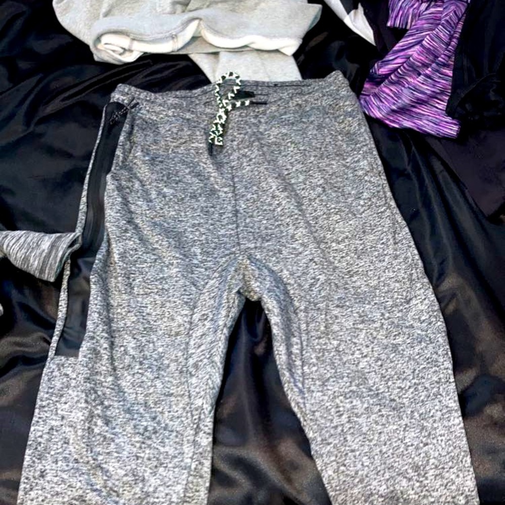 These men’s joggers are so comfortable!!